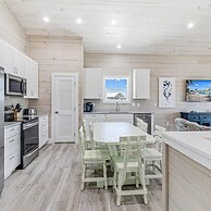 Under The Sea Sp107 4 Bedroom Home by RedAwning