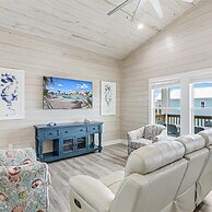 Under The Sea Sp107 4 Bedroom Home by RedAwning