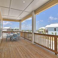 Under The Sea Sp107 4 Bedroom Home by RedAwning