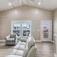 Under The Sea Sp107 4 Bedroom Home by RedAwning