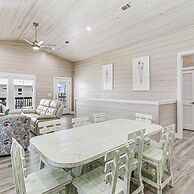 Under The Sea Sp107 4 Bedroom Home by RedAwning