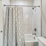 Under The Sea Sp107 4 Bedroom Home by RedAwning