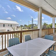 Under The Sea Sp107 4 Bedroom Home by RedAwning