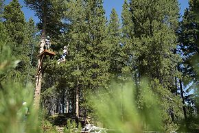 5th Floor 2bd/2ba Condo With Magnificent Views 2 Bedroom Condo by RedA