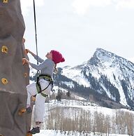 5th Floor 2bd/2ba Condo With Magnificent Views 2 Bedroom Condo by RedA