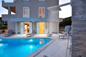 Beautiful 1-bed Apartment in Pobrezje-dubrovnik