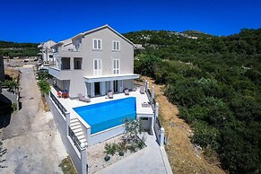 Beautiful 1-bed Apartment in Pobrezje-dubrovnik