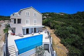 Beautiful 1-bed Apartment in Pobrezje-dubrovnik