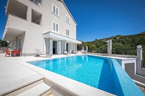 Beautiful 1-bed Apartment in Pobrezje-dubrovnik