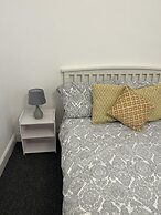 Immaculate 1-bed Apartment in Largs
