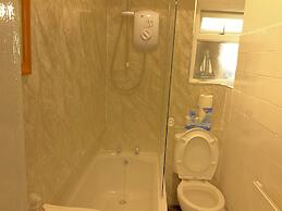 Immaculate 1-bed Apartment in Largs