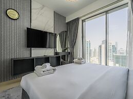 Luxury Condo With Burj Khalifa