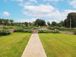 Meadow View