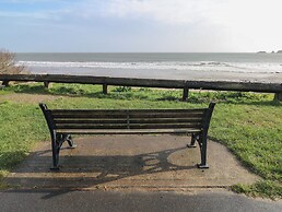 The Loft @ Wisteria Cottage