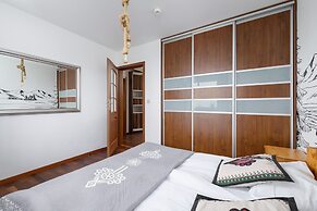 Krolewska Apartment Mountain by Renters