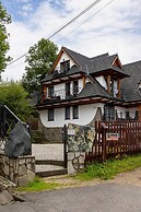 Krolewska Apartment Mountain by Renters