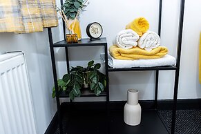 Cosy 2bedroom House-perfect for Long & Short Stay