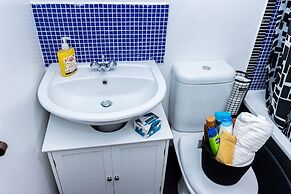 Cosy 2bedroom House-perfect for Long & Short Stay