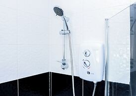 Stunning 3bedroom Home Ideal for Long & Short Stay