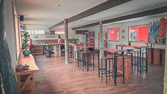 Compay Hostel La Pedrera