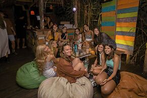 Compay Hostel La Pedrera