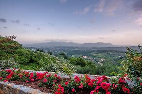 Villa Lina in Lucca With 4 Bedrooms and 3 Bathrooms