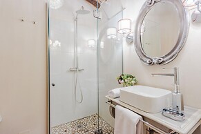 Villa Lina in Lucca With 4 Bedrooms and 3 Bathrooms