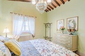 Villa Lina in Lucca With 4 Bedrooms and 3 Bathrooms