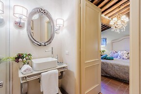 Villa Lina in Lucca With 4 Bedrooms and 3 Bathrooms