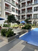 Modern Nearby Beach Apartment