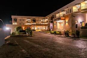 Golden Alpine Hotel & Resort