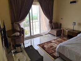 Golden Alpine Hotel & Resort