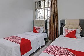 OYO 92746 Wisma 35NearTaman Wisata Polong Jopang