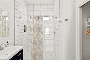 Funky Pool Side Cabana in DTPHX