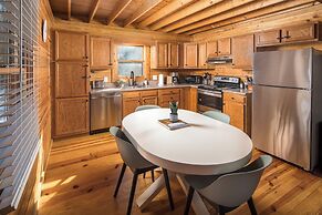 Red Feather Cabins 103