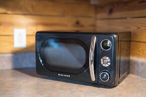 Red Feather Cabins 103