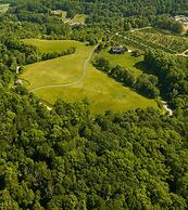 Red Feather Cabins 103