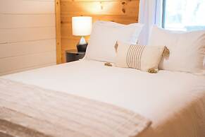 Red Feather Cabins 103