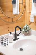 Red Feather Cabins 103