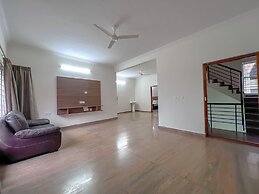 Hotel Elite by Agira