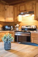 Red Feather Cabins 150