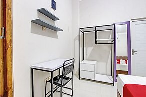 OYO 92757 Ndalem Pusponyidro Syariah