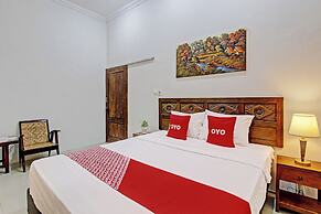 OYO 92757 Ndalem Pusponyidro Syariah
