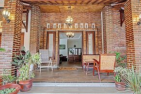 OYO 92757 Ndalem Pusponyidro Syariah