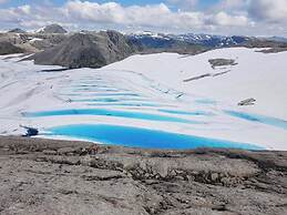 Bremanger Fjordhotell