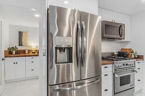 Sunnyside Studio on Green Lake (96684230)