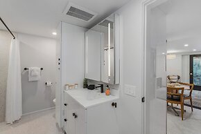 Sunnyside Studio on Green Lake (96684230)