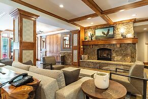 Lone Eagle #3029 by Summit County Mountain Retreats