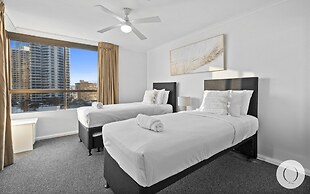 Top of the Mark - Q Stay