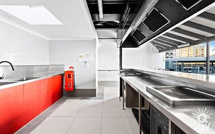 Top of the Mark - Q Stay